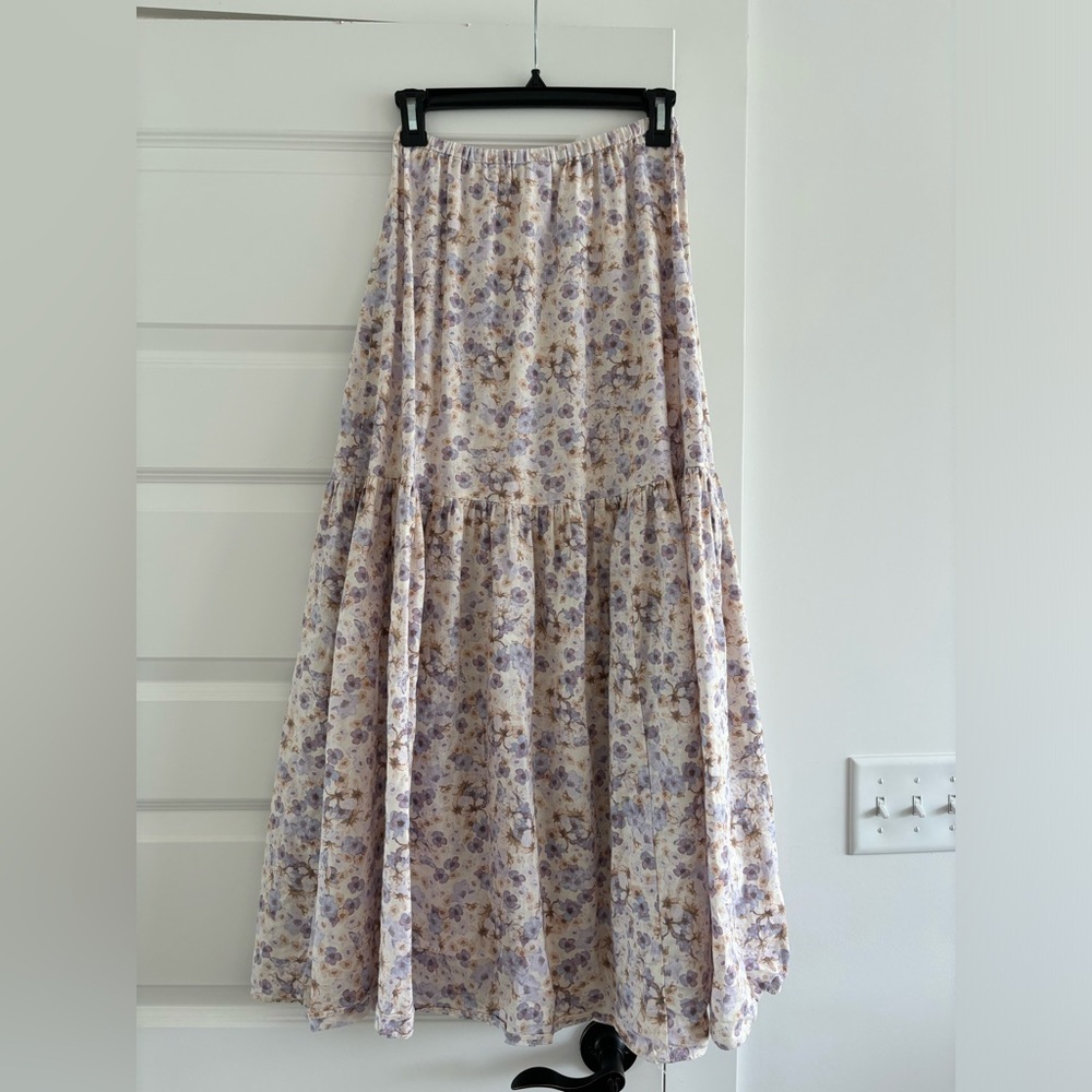 H&M floral linen tiered maxi skirt size XS